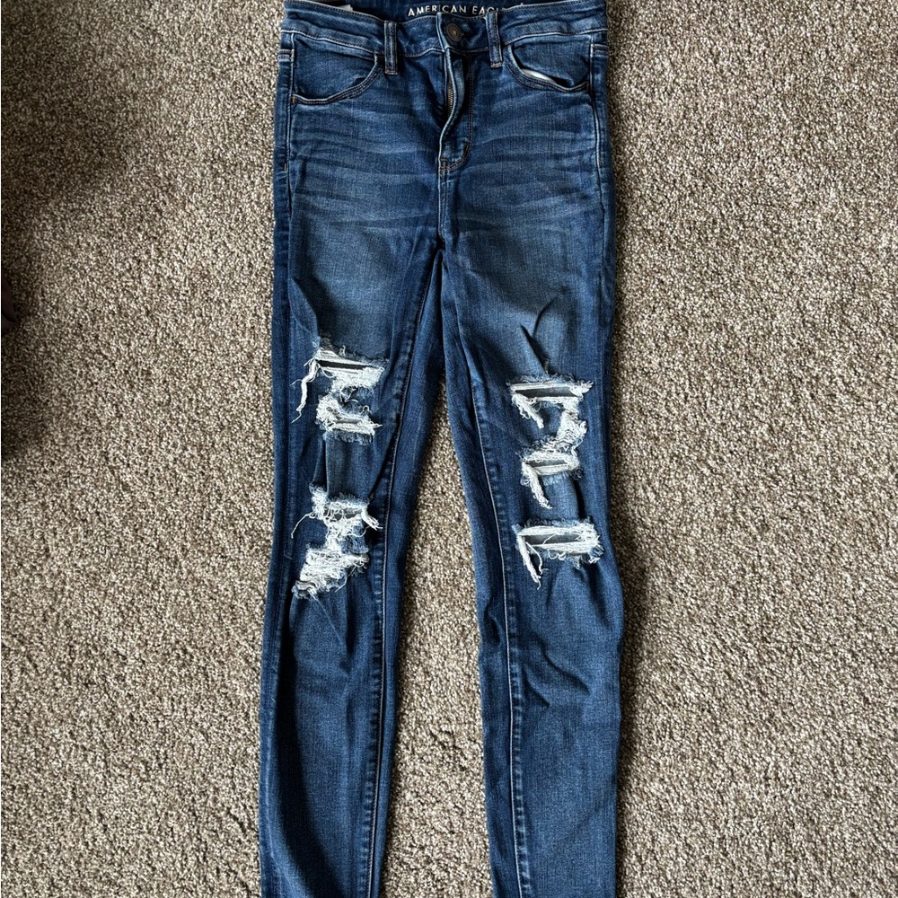 American Eagle Outfitters Women's Blue Distressed Jeans